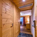 Hotel 4 Vallees & 4* Superior