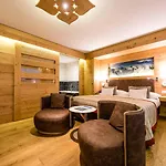 4 Vallees & 4* Superior Hotel 4*