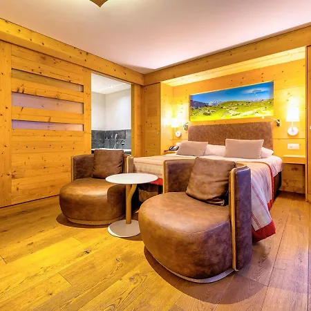 Hotel 4 Vallees & 4* Superior