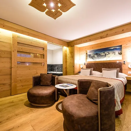 4 Vallées&spa 4* Superior Hotel 4*