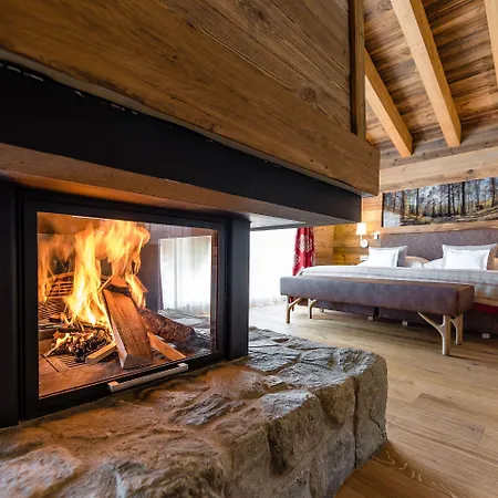 Szálloda 4 Vallees & 4* Superior 4*