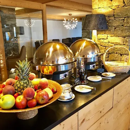 4 Vallees & 4* Superior Hotel 4*