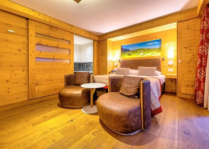 Hotel 4 Vallees & 4* Superior