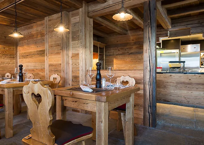 Hotel 4 Vallees & 4* Superior 4*