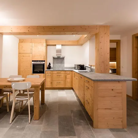 4 Vallees & 4* Superior Hotel