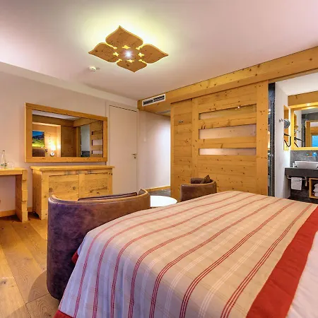 4 Vallees & 4* Superior Hotel Nendaz